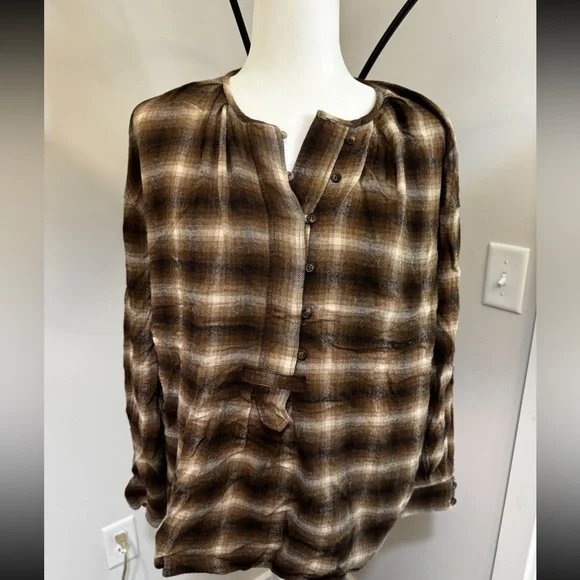Zara plaid blouse - Picture 2 of 13